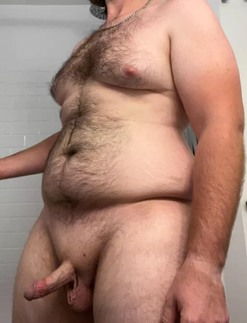 Time to get clean after enjoying the sun, anyone care to join?