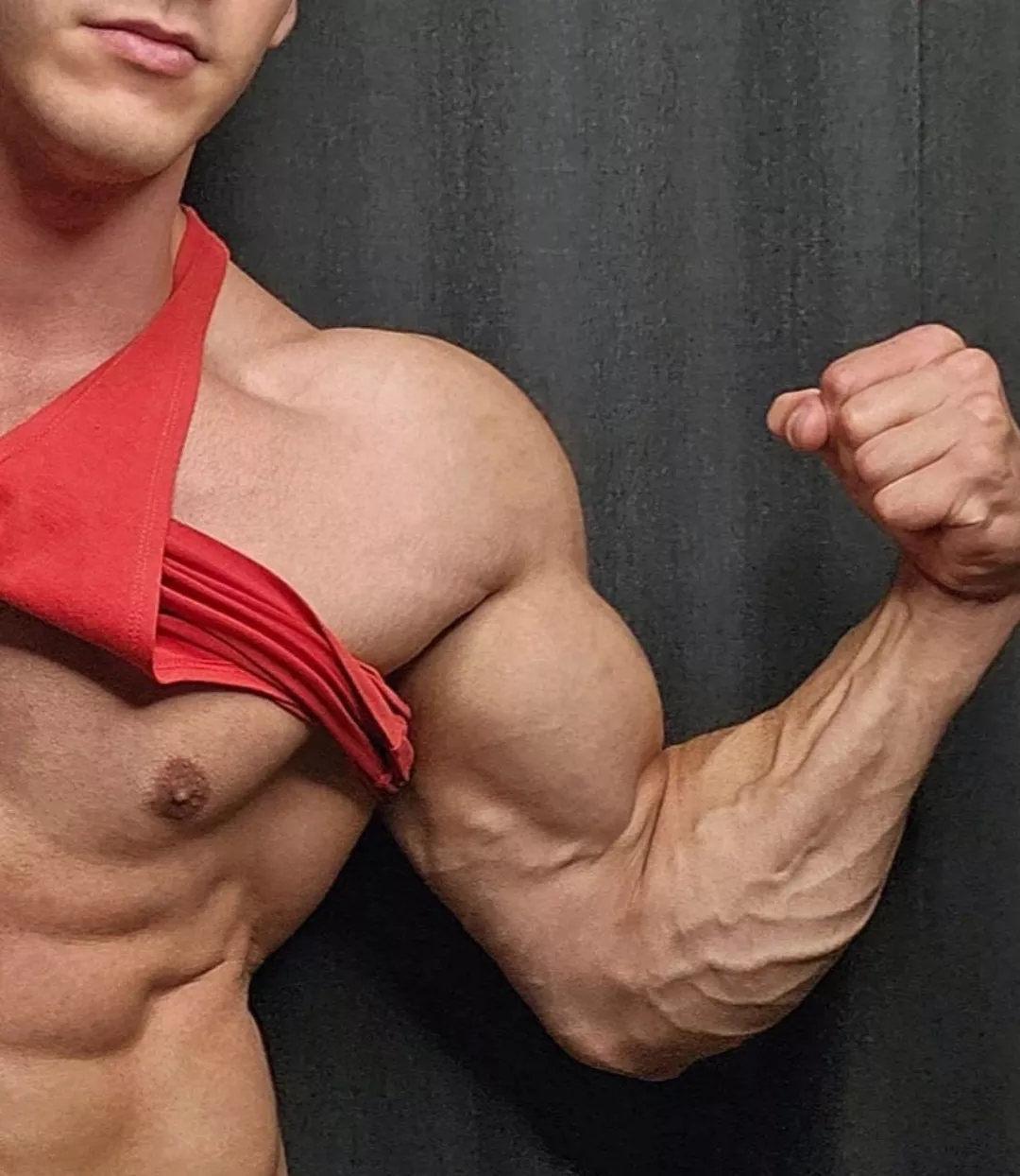 💪🏼😈🔞📽💦