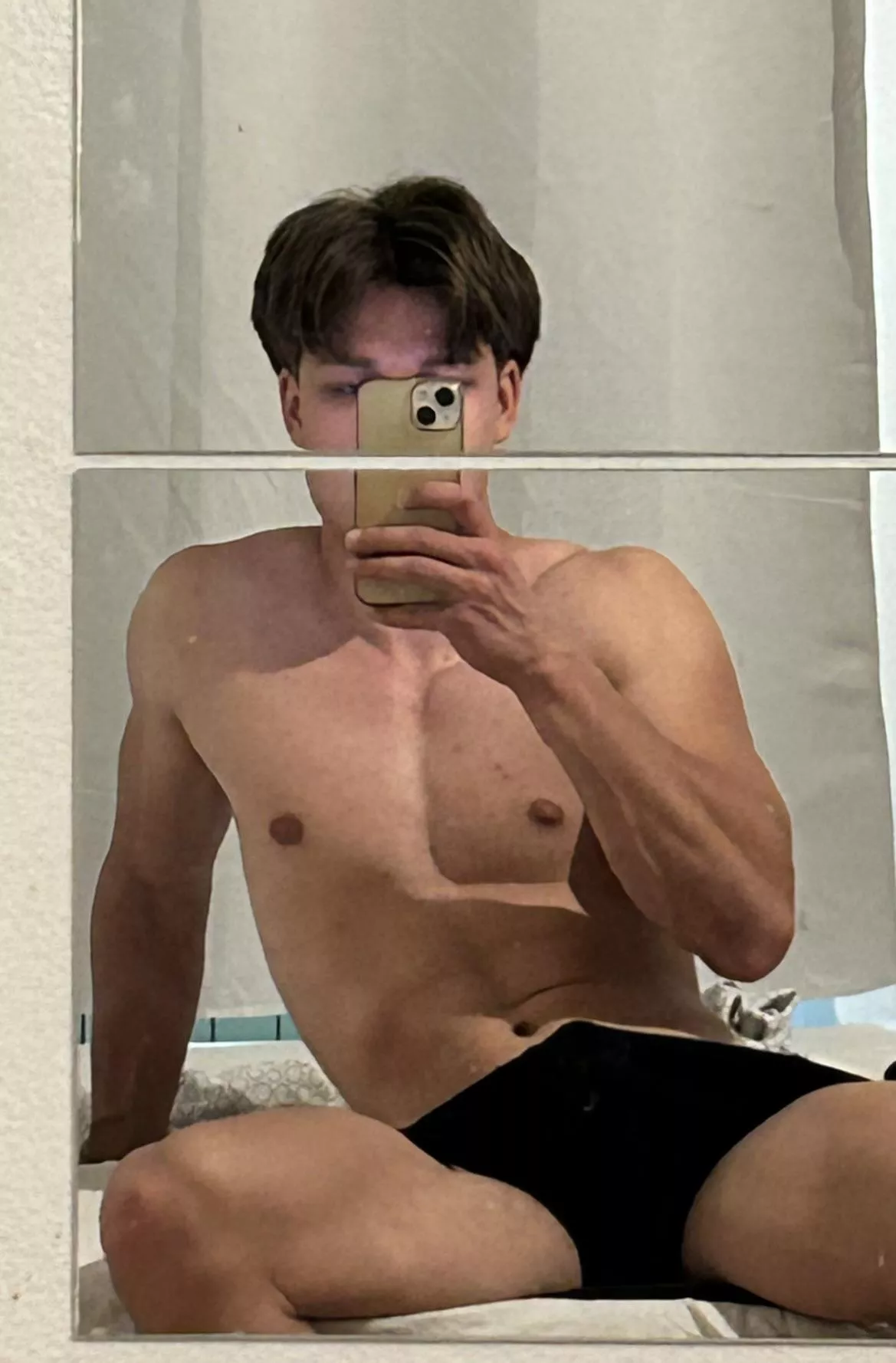 (20)Would you sit on my bulge?