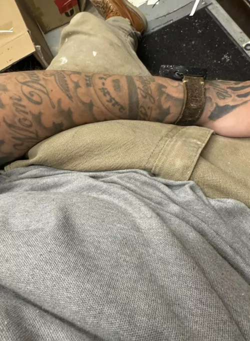 Another hard day at the office (33)