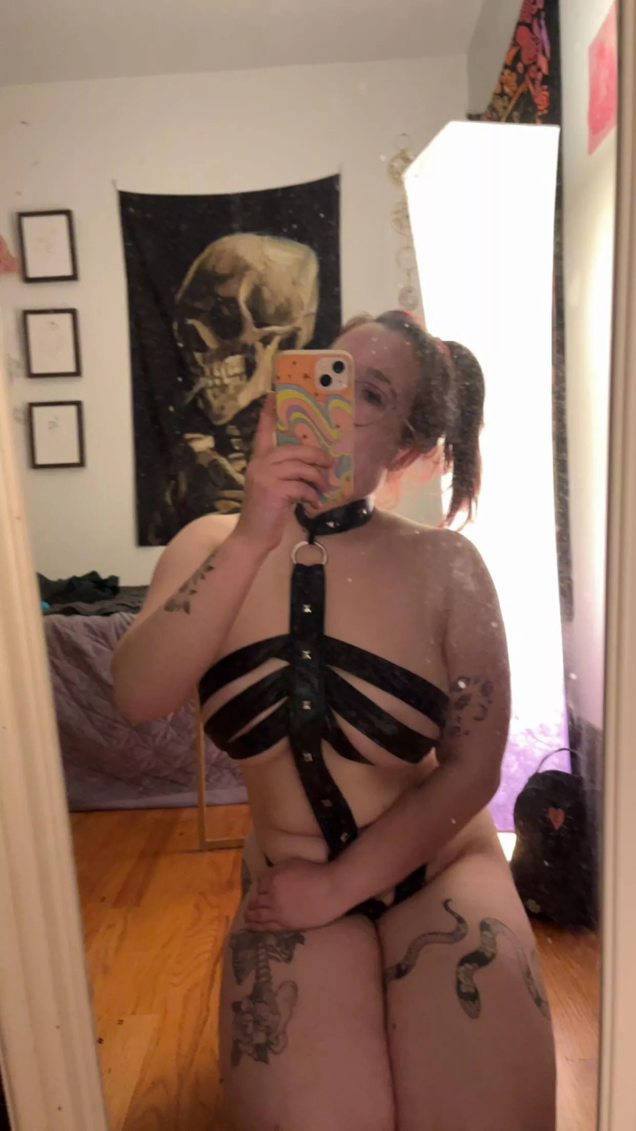 Anyone wanna cum chat with me?