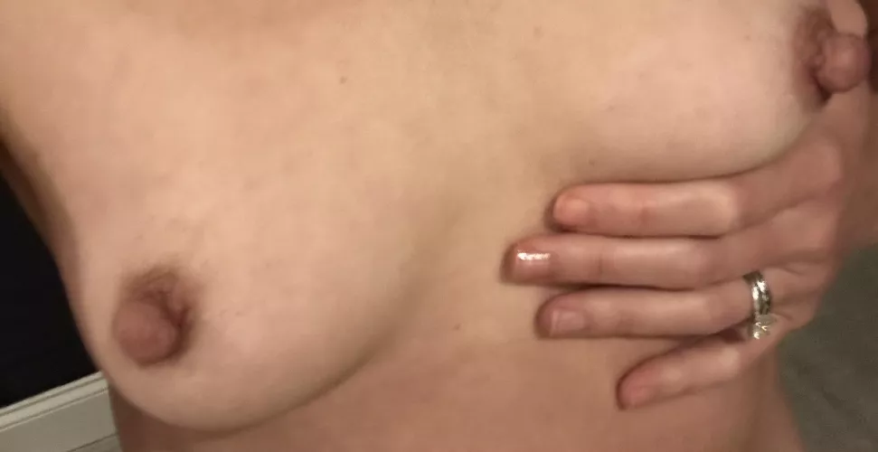 Can you give my husband better tits for the night? Asheville, NC