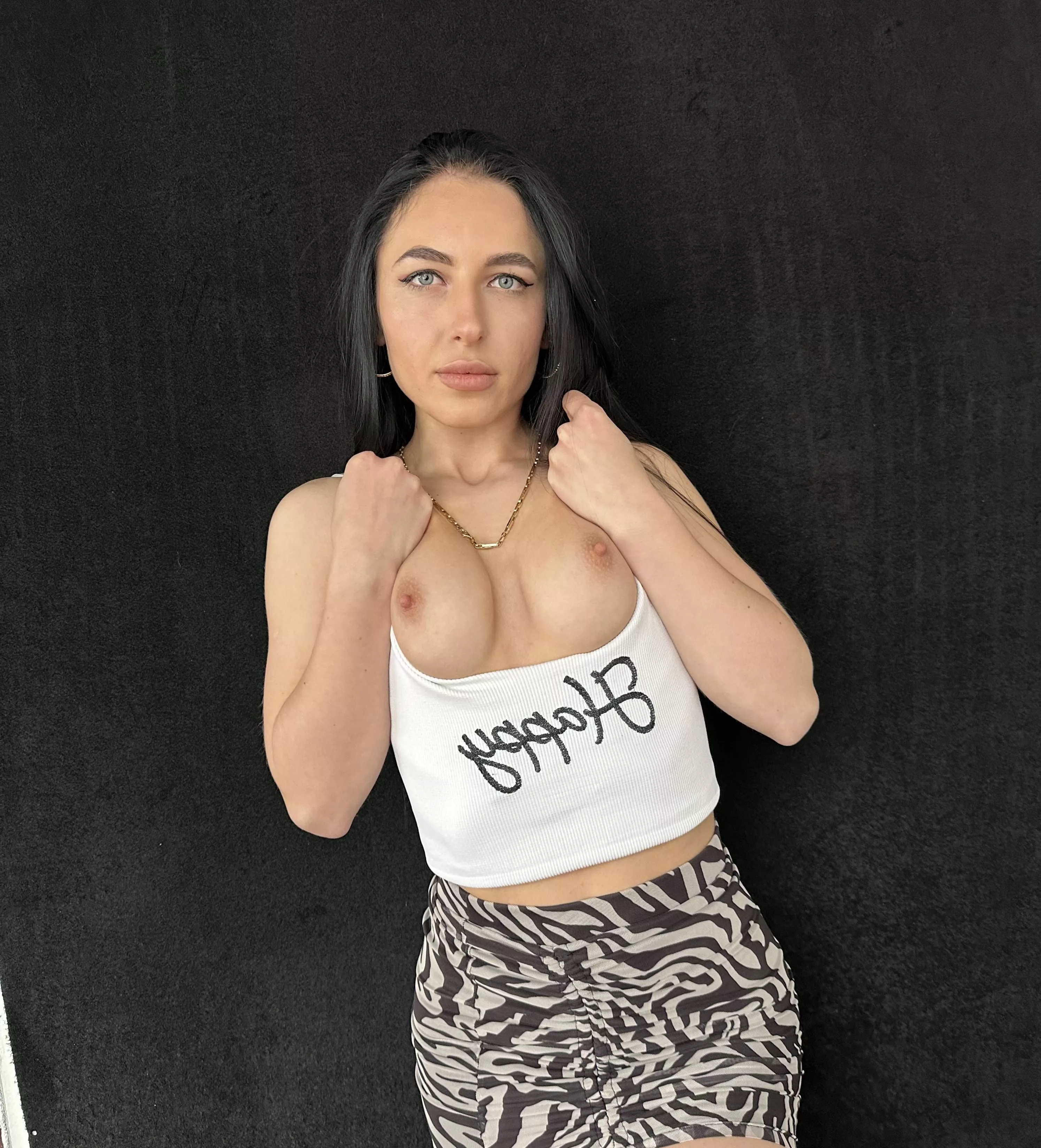 Do you like ordinary selfies?