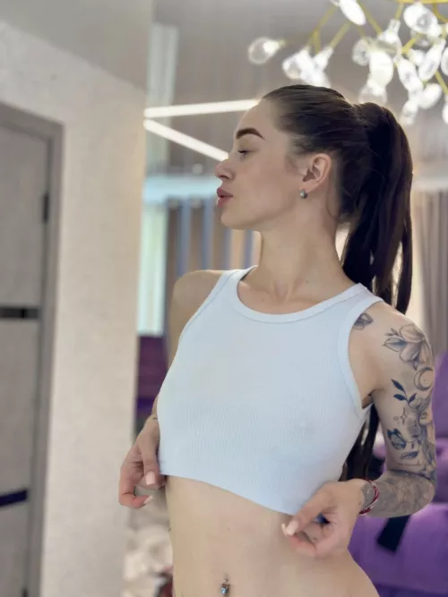 Hurd brunettes are your type