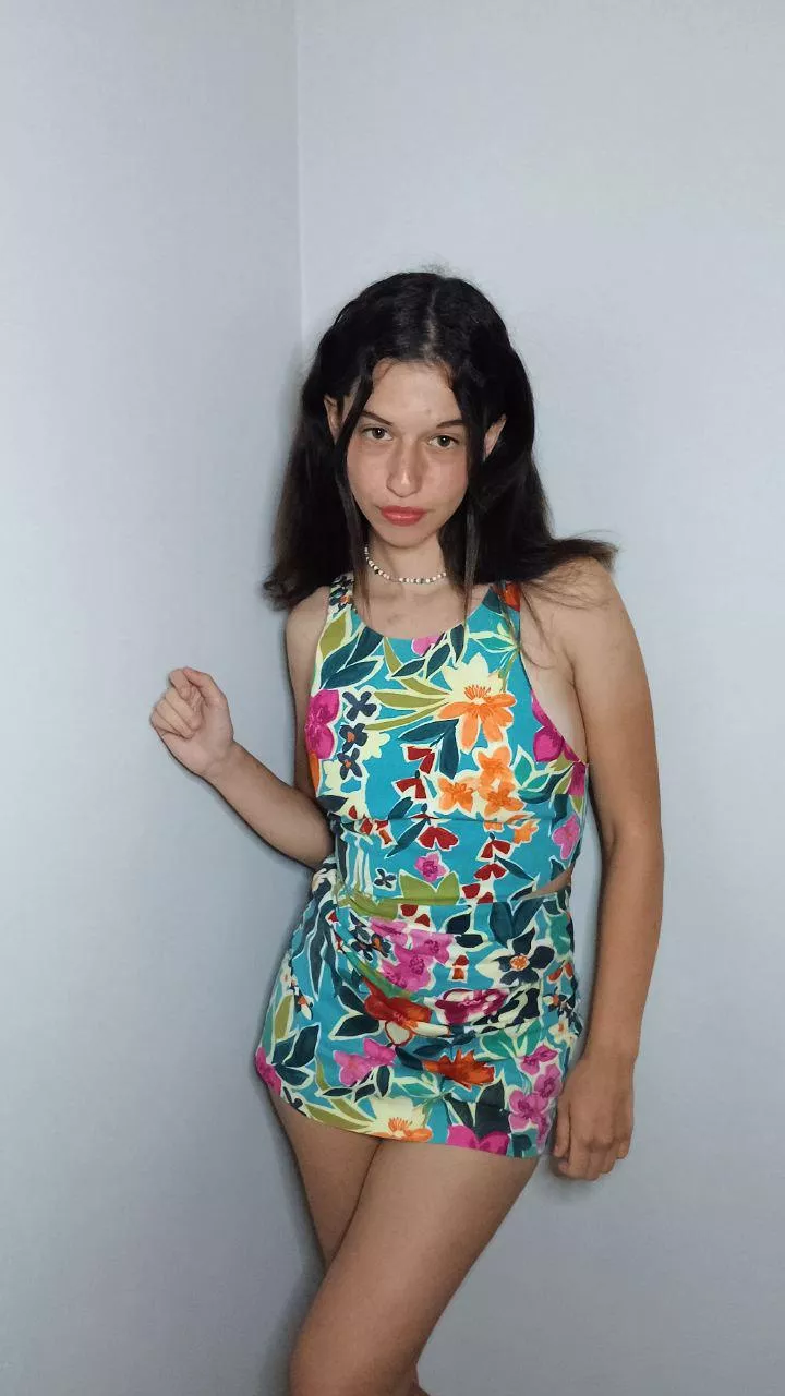 i hope this dress looks ok 🥺