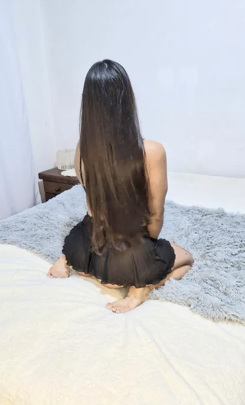 My long hair needs the touch of a man's hands