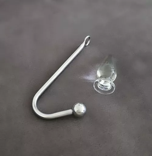 Plugged or hooked friday 