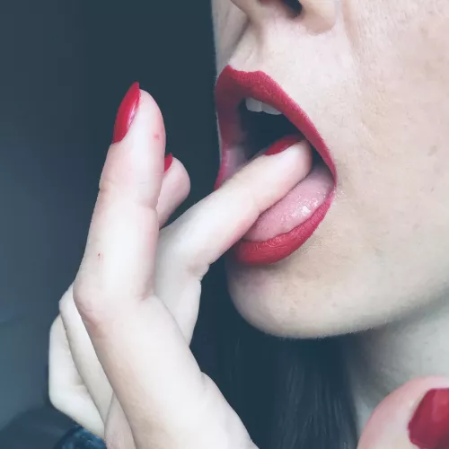 Red ❤️💋❤️