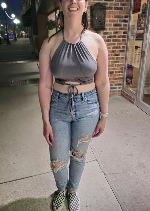 Spent another night out dancing and making new friends [F]