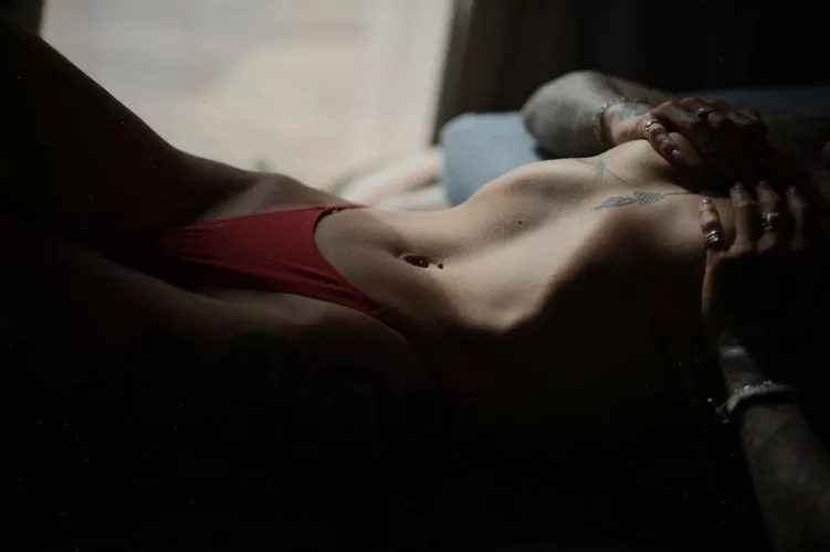 The MILF body: more than just an object; a symbol of empowerment and self-love.