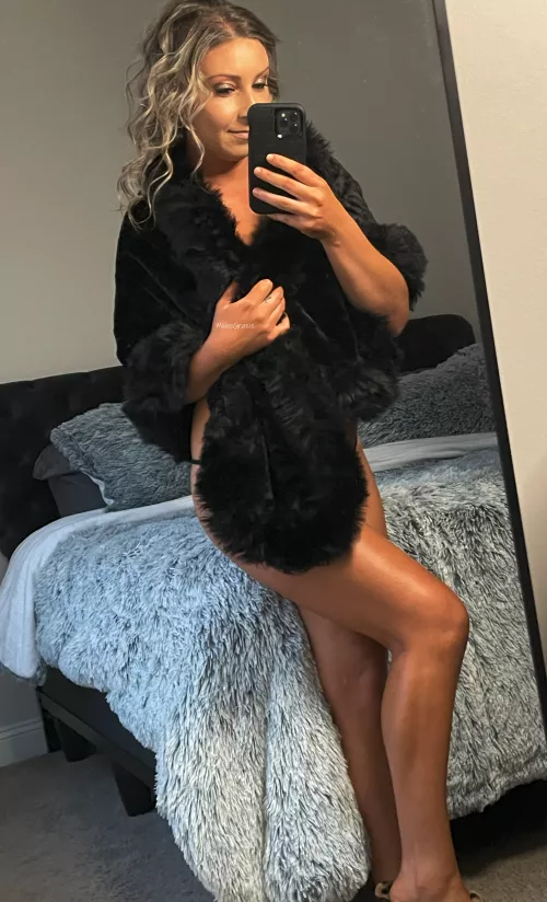 Trying on my fur from last years costume!