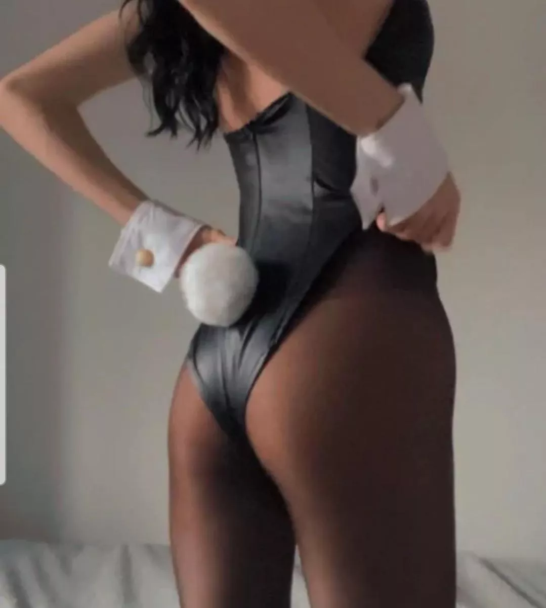 Am i cute enough to get you hard