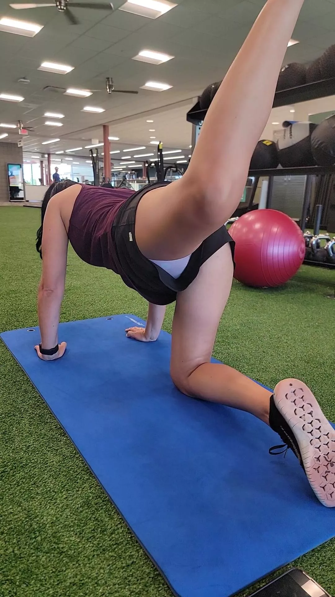 Get it up there! [F]