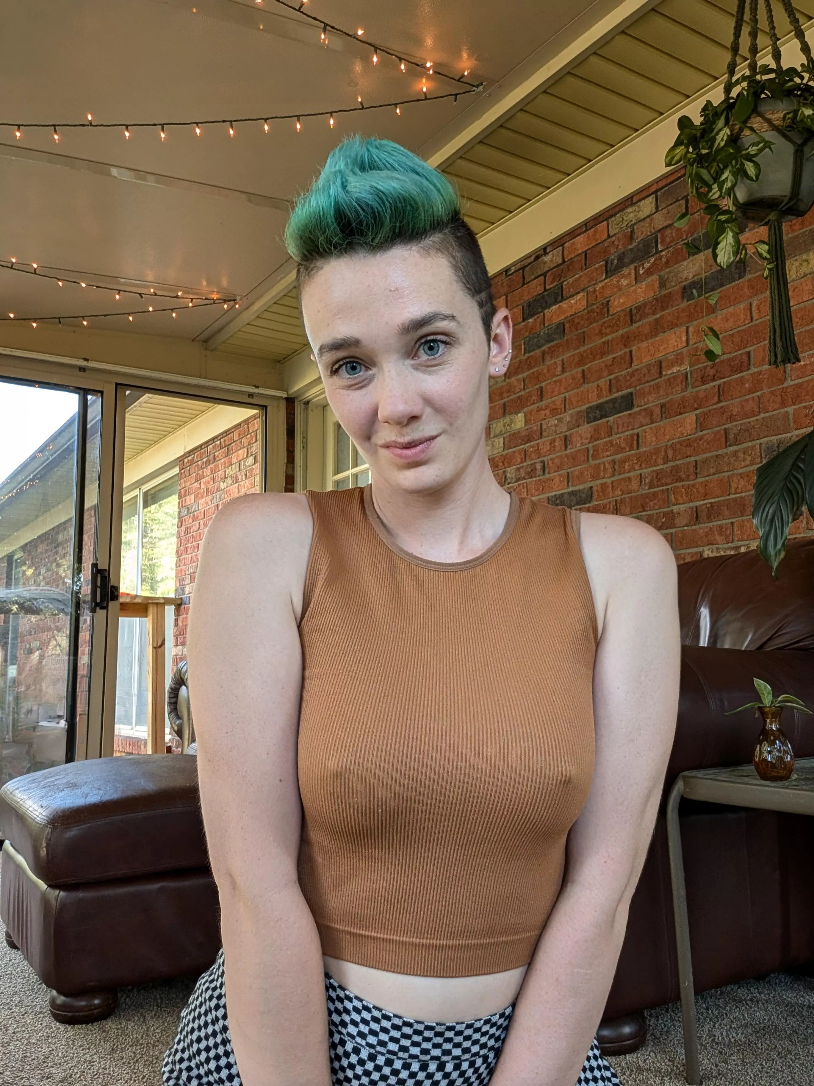 I always feel extra cute when I'm on my knees