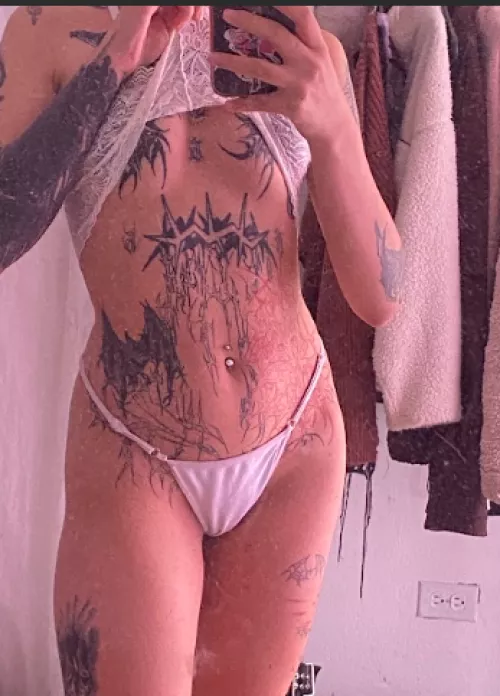 Julieth (@maldita_meg) [OnlyFans] 