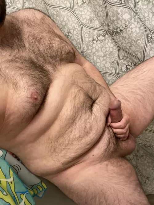 Leaking a little, who wants to clean me up and maybe get a nice belly full 😘