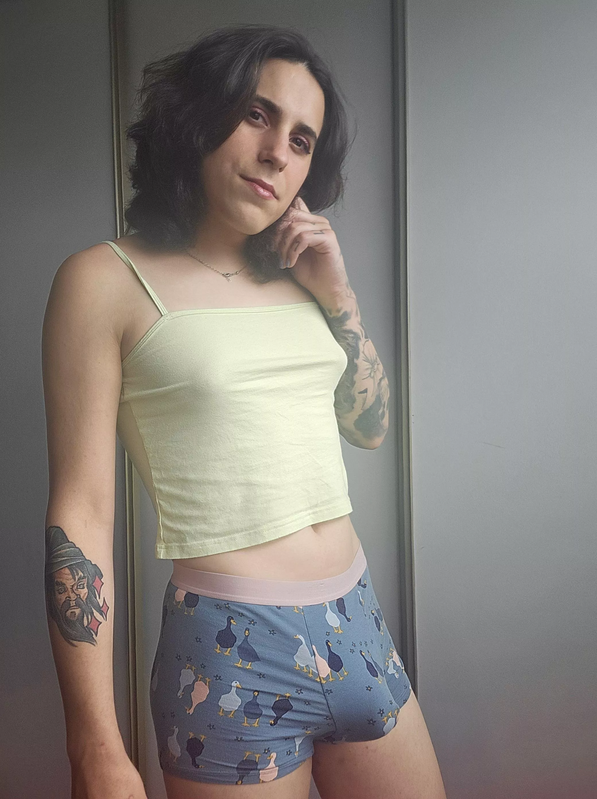 Need someone to talk dirty with to make this grow🍆👀