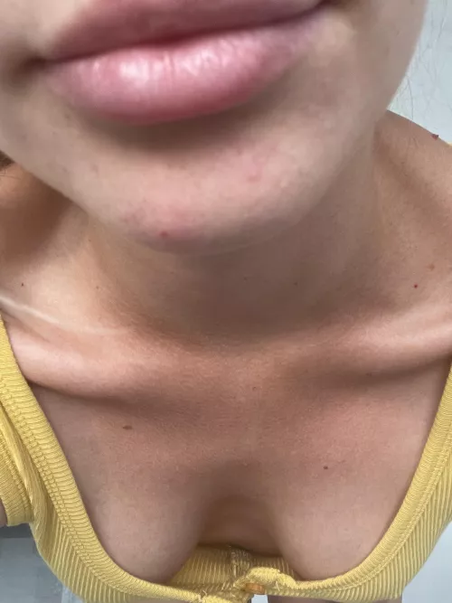 Summer tan downblouse