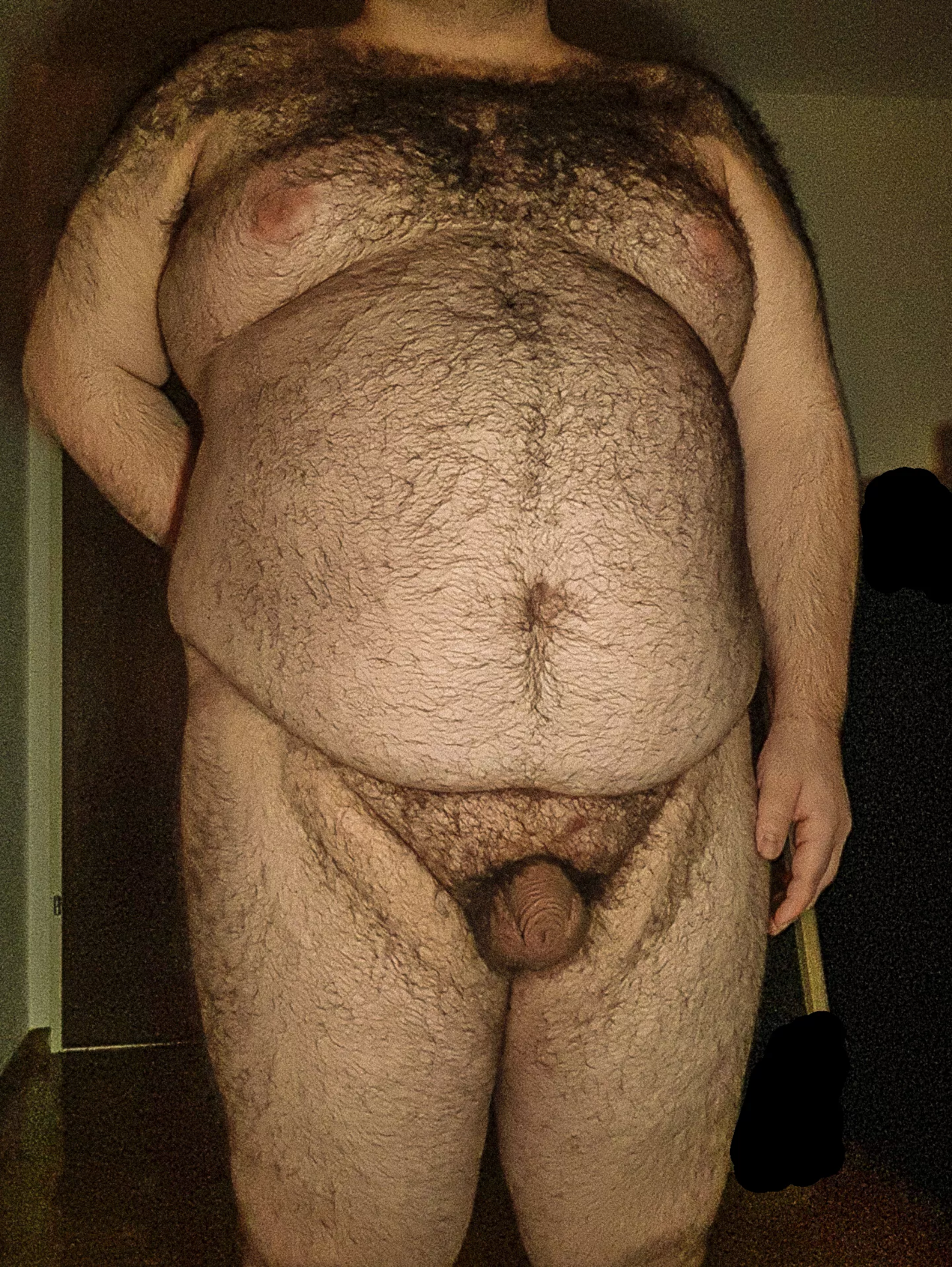 To all the women who are looking to find a real soulmate and like what they see, I suggest you go read my profile.