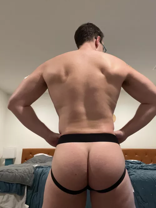 Who likes big butts?