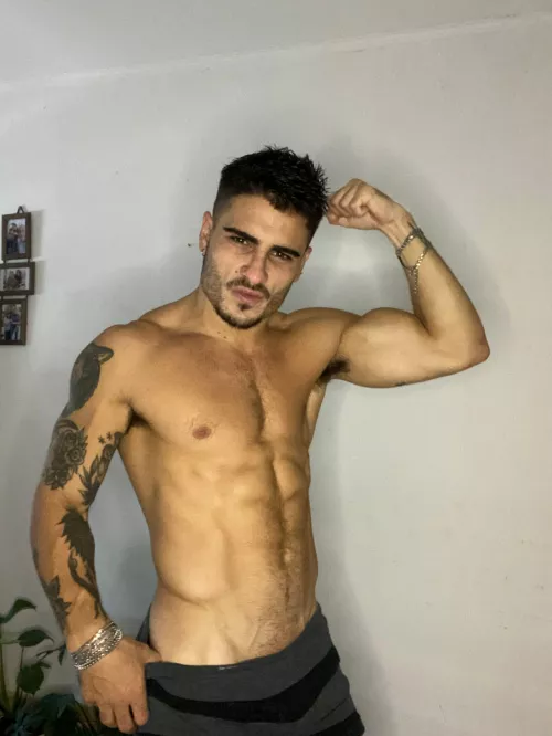 Who needs a goal when you can score with this face? 