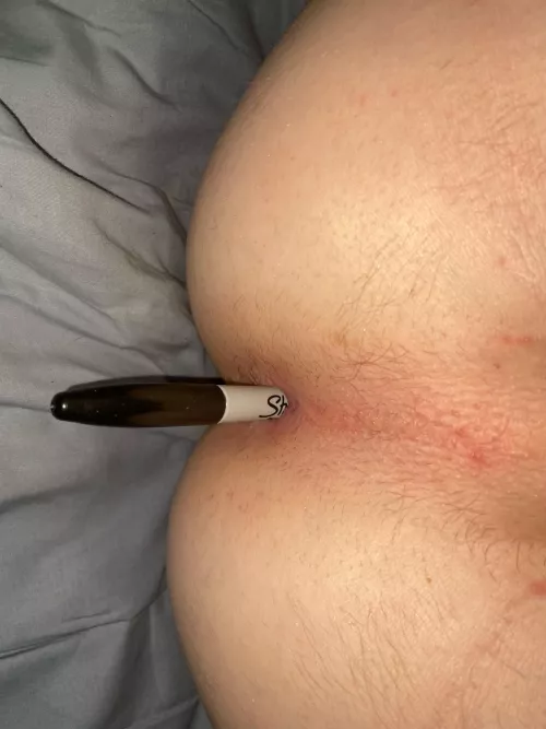 Who wanna eat me out