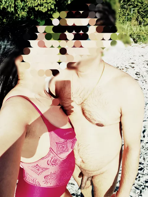 CFNM in the happiest country!