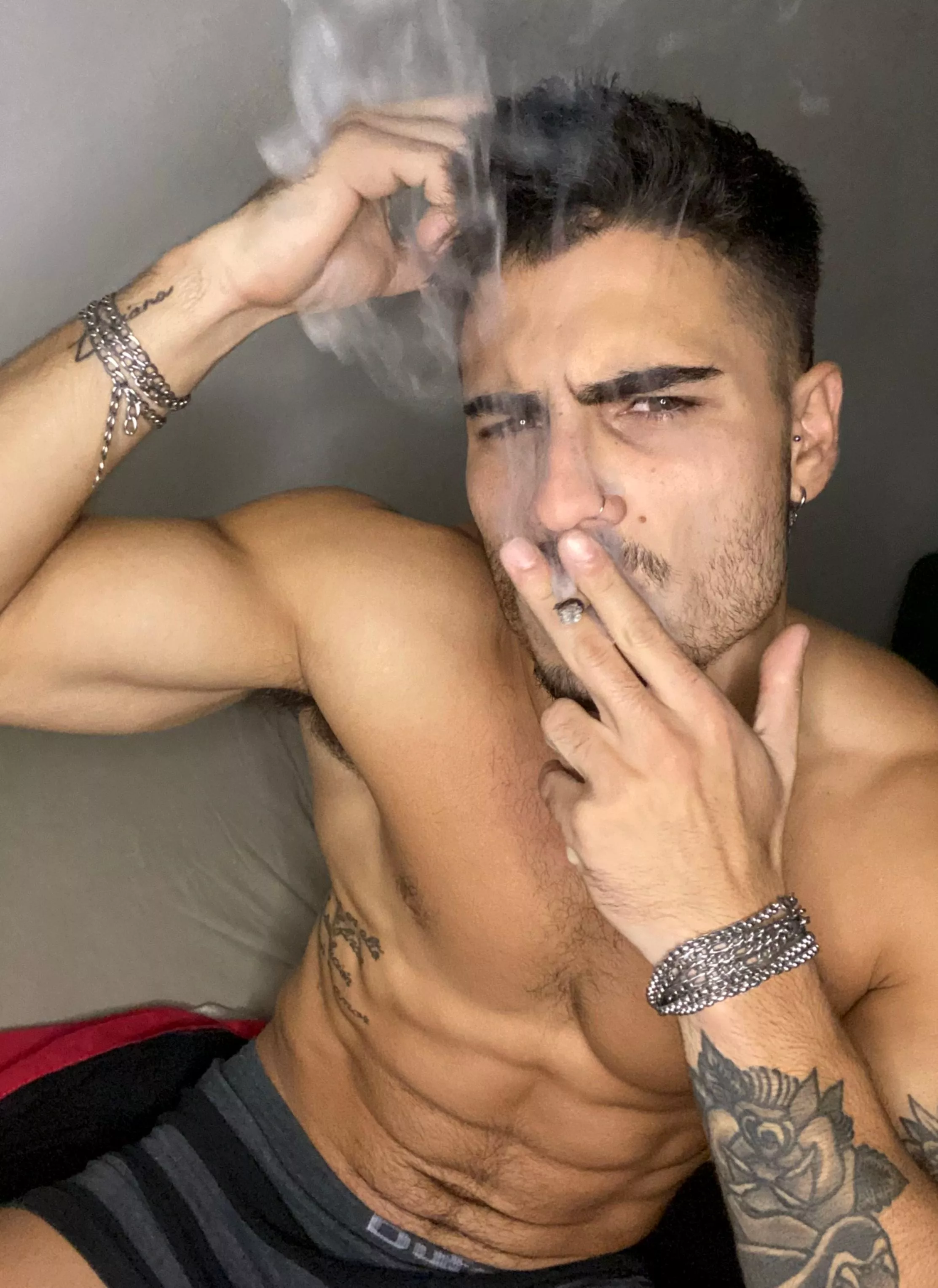 Cum lick my smelly pits  