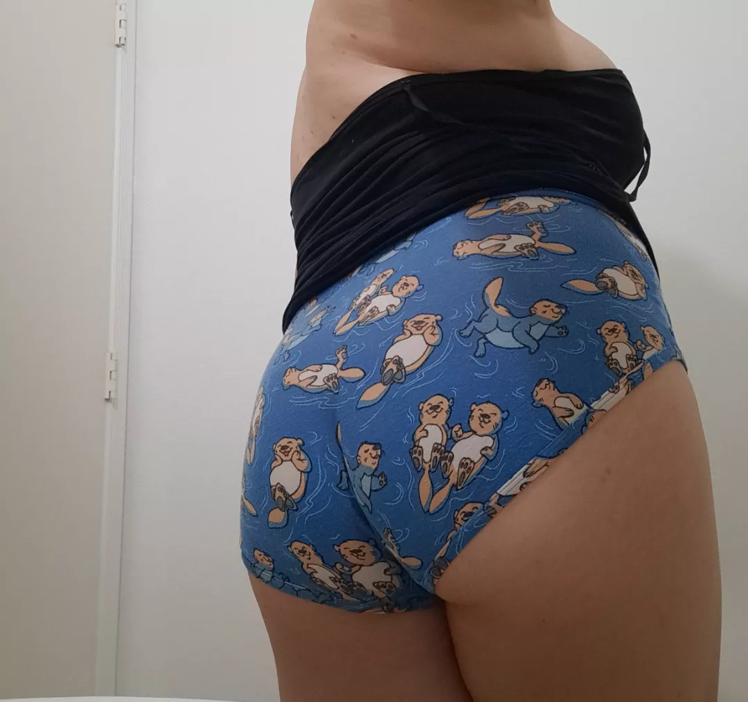 Cute & happy on my tush