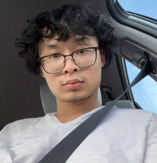 Does anyone have eyes for color analysis? 