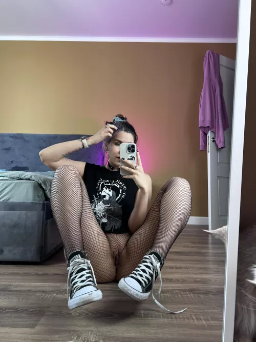 Fishnets and feet - the perfect combination of sensuality and edginess.