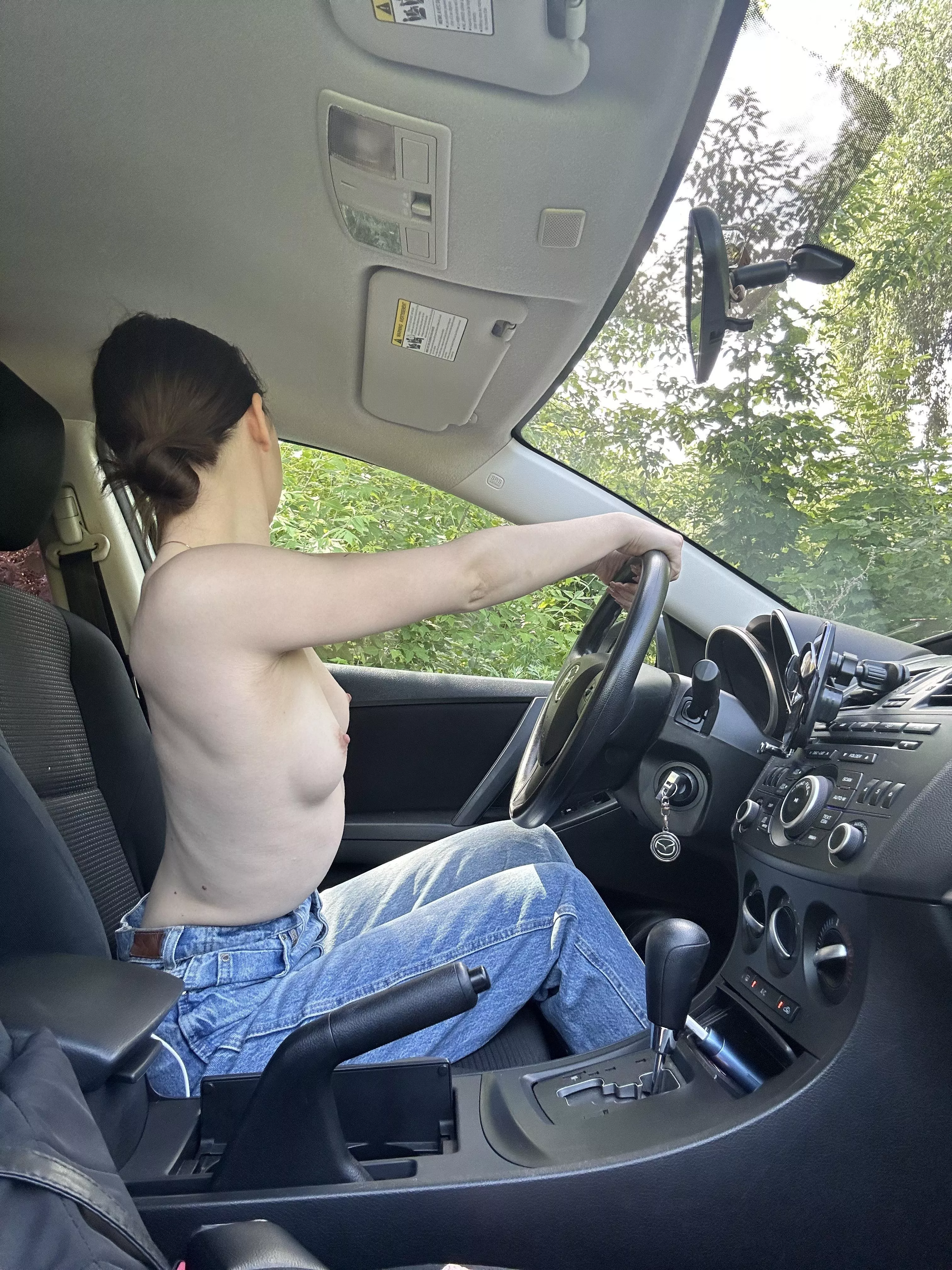 Flashing my tits in the car