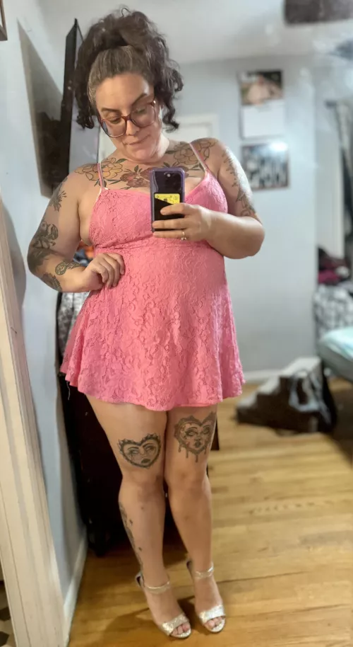 High and Curly Ponytail 