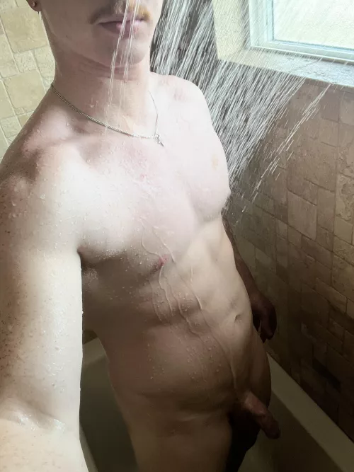 I need someone to scrub me😈