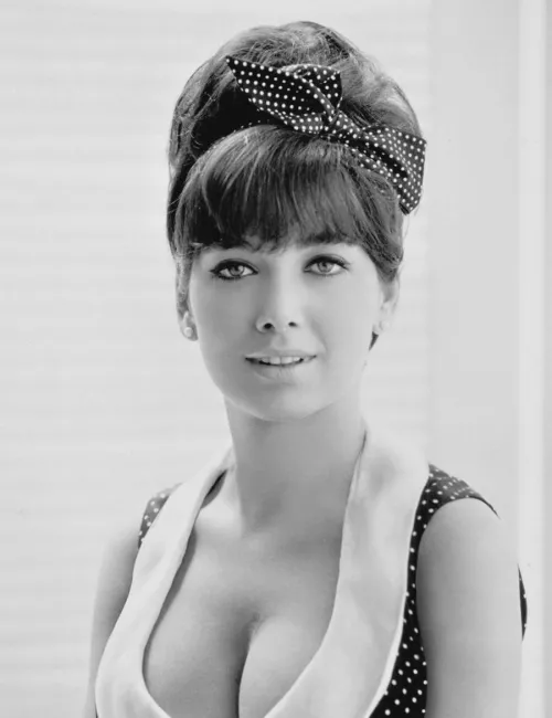 Suzanne Pleshette 