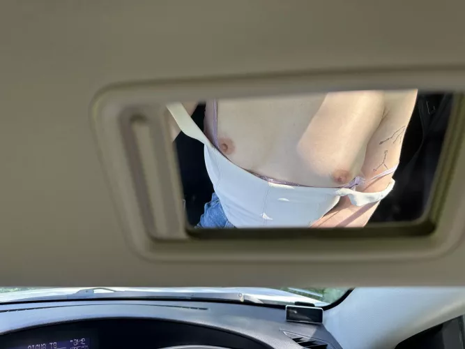 While I'm waiting for the driver, I found something to entertain myself with