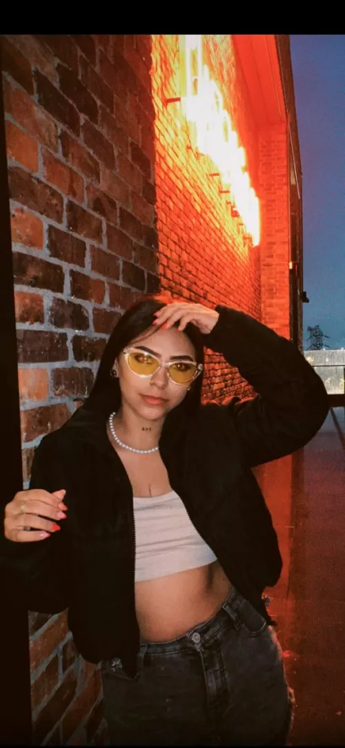 all i wear is crops these days