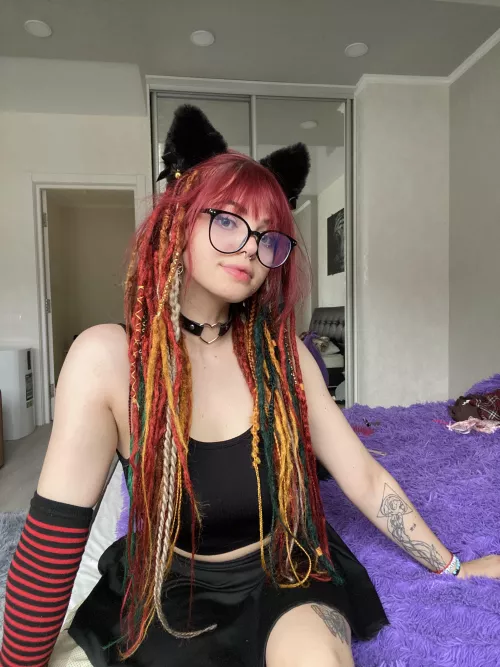 Am I still gorgeous with these cat ears