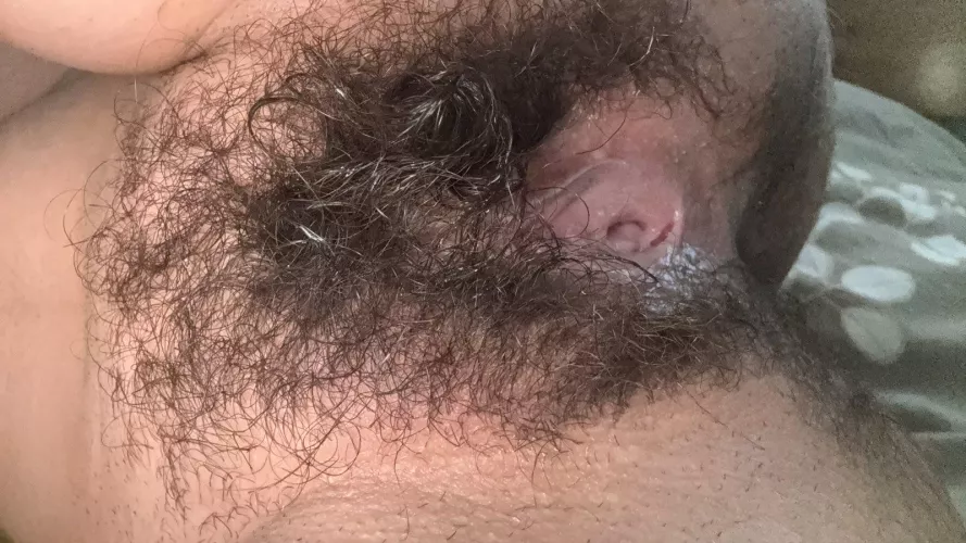 Breaking news: tiny [h]ole needs tongue