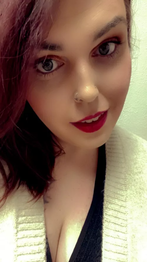 Careful not to get locked into my gaze