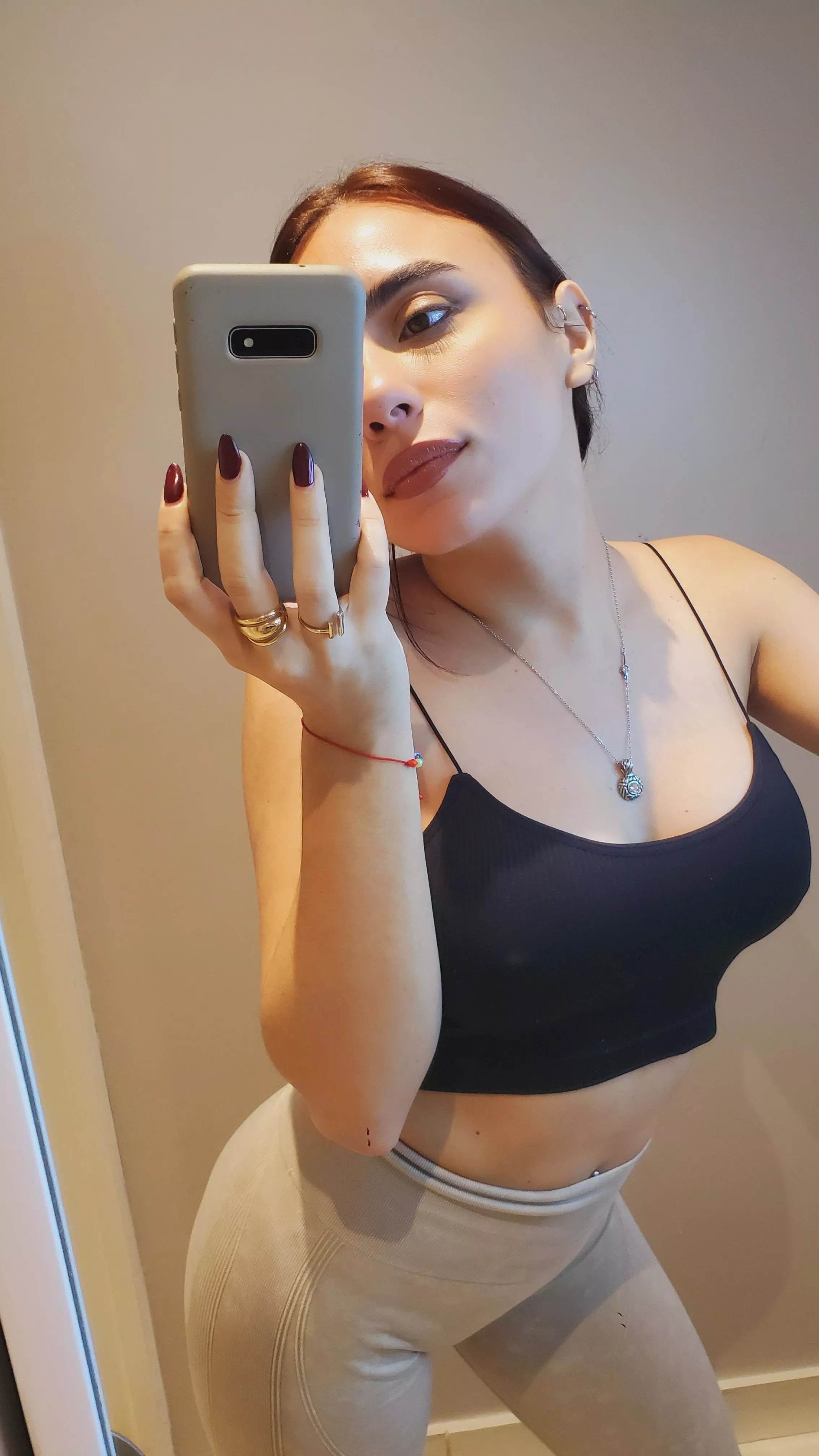 Do u think this top fits me well?