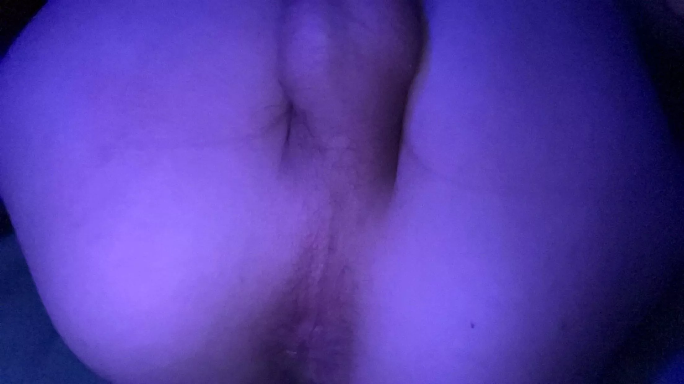 HMU -skullybully if into younger😘