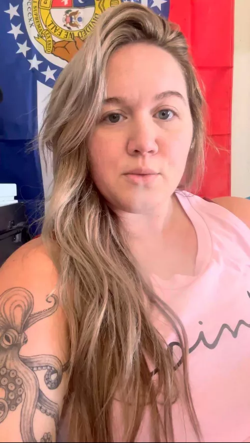 Hope y’all are good today!!💁🏼‍♀️🥰🍷