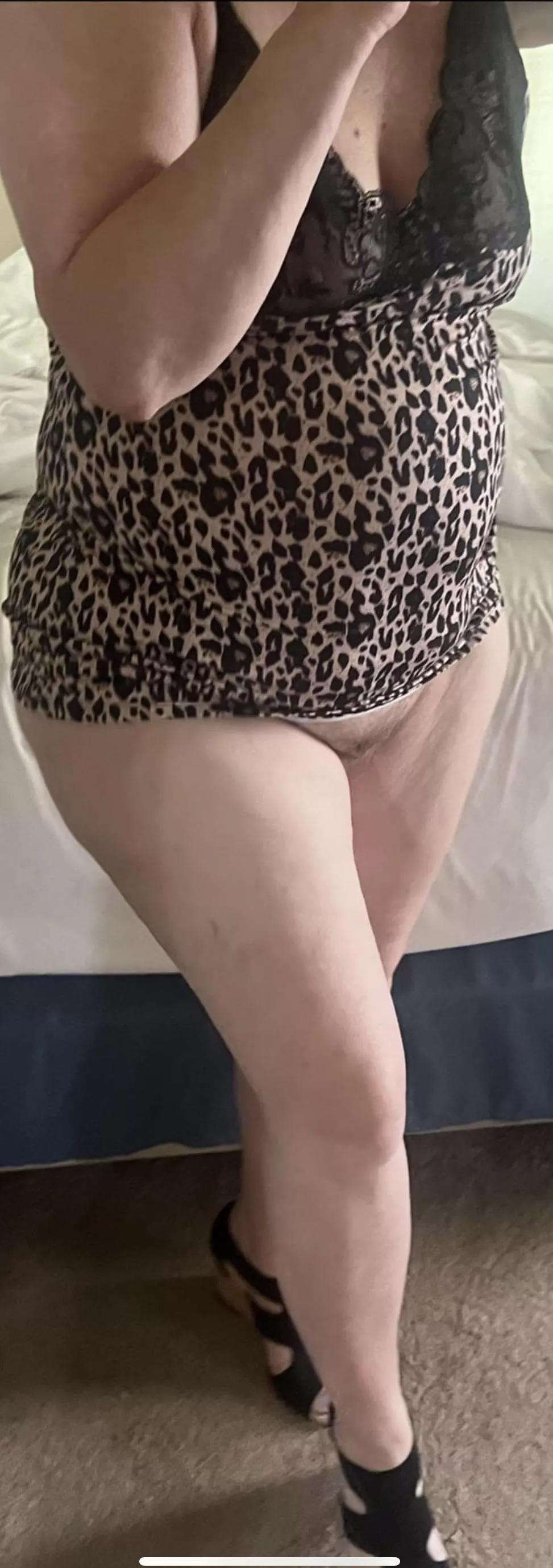Hubby says I have wife Breeder hips.