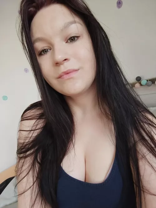 I just came here to say hello.