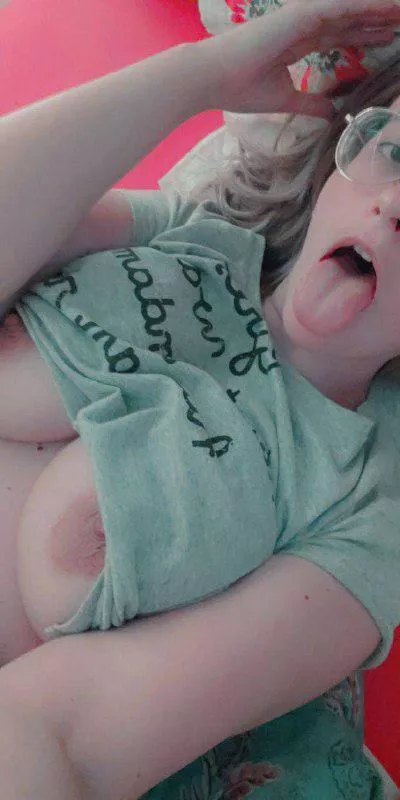 I know you want to cover this slut with cum 