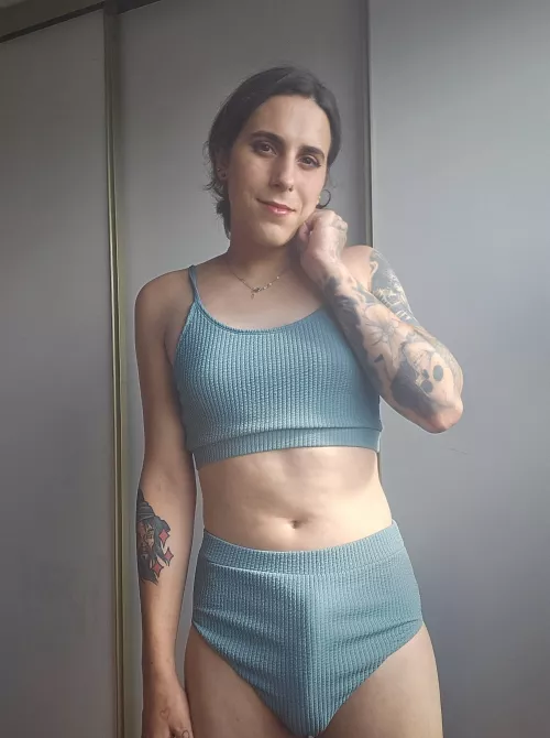 I prefer my clothes off🙈