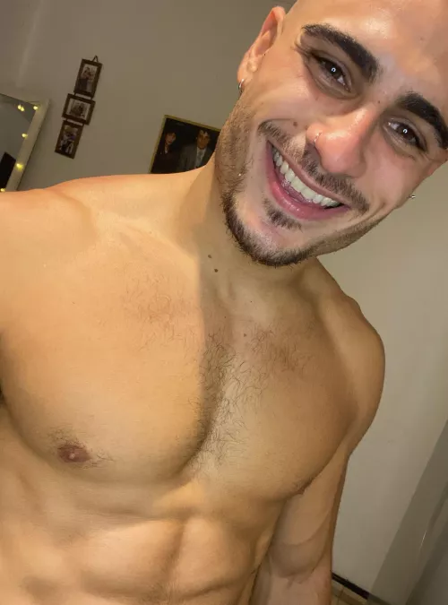 Just wanna know if I could be your favorite scallyboy? 