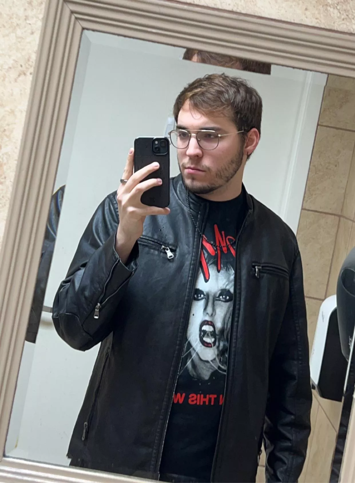 Need FFXIV Friends! (NA/21+)