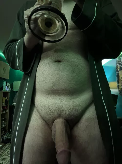 Wake n bake always [m]akes this dad horny , who’s joining me!?